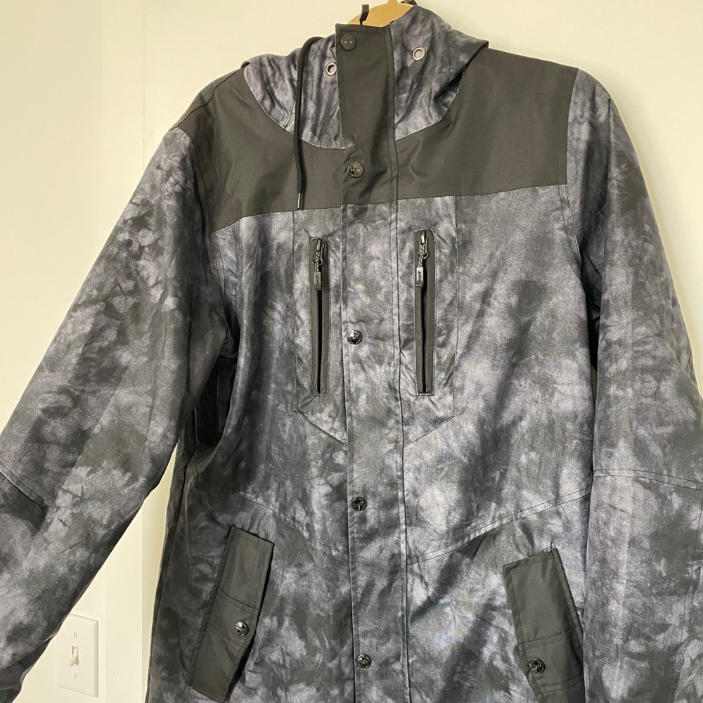 Snowboard jacket size L